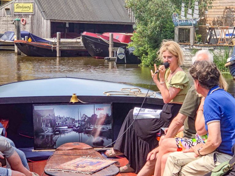 Rondvaart Praamverhuur Leeuwarden — sport in Leeuwarden