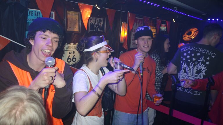 Oranje Koningsnacht Karaoke Show — theater in Leeuwarden