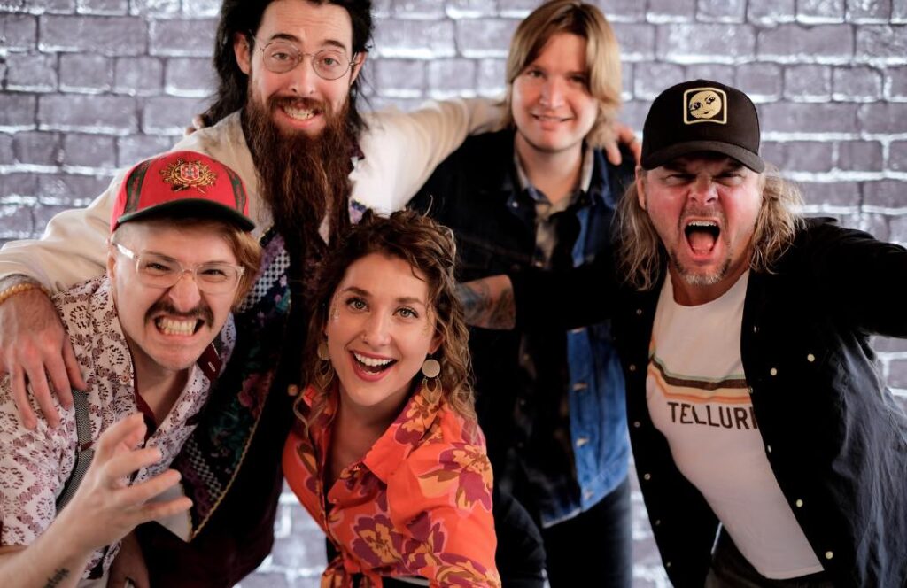Adrian and Meredith Band (USA) live muziek in Leeuwarden